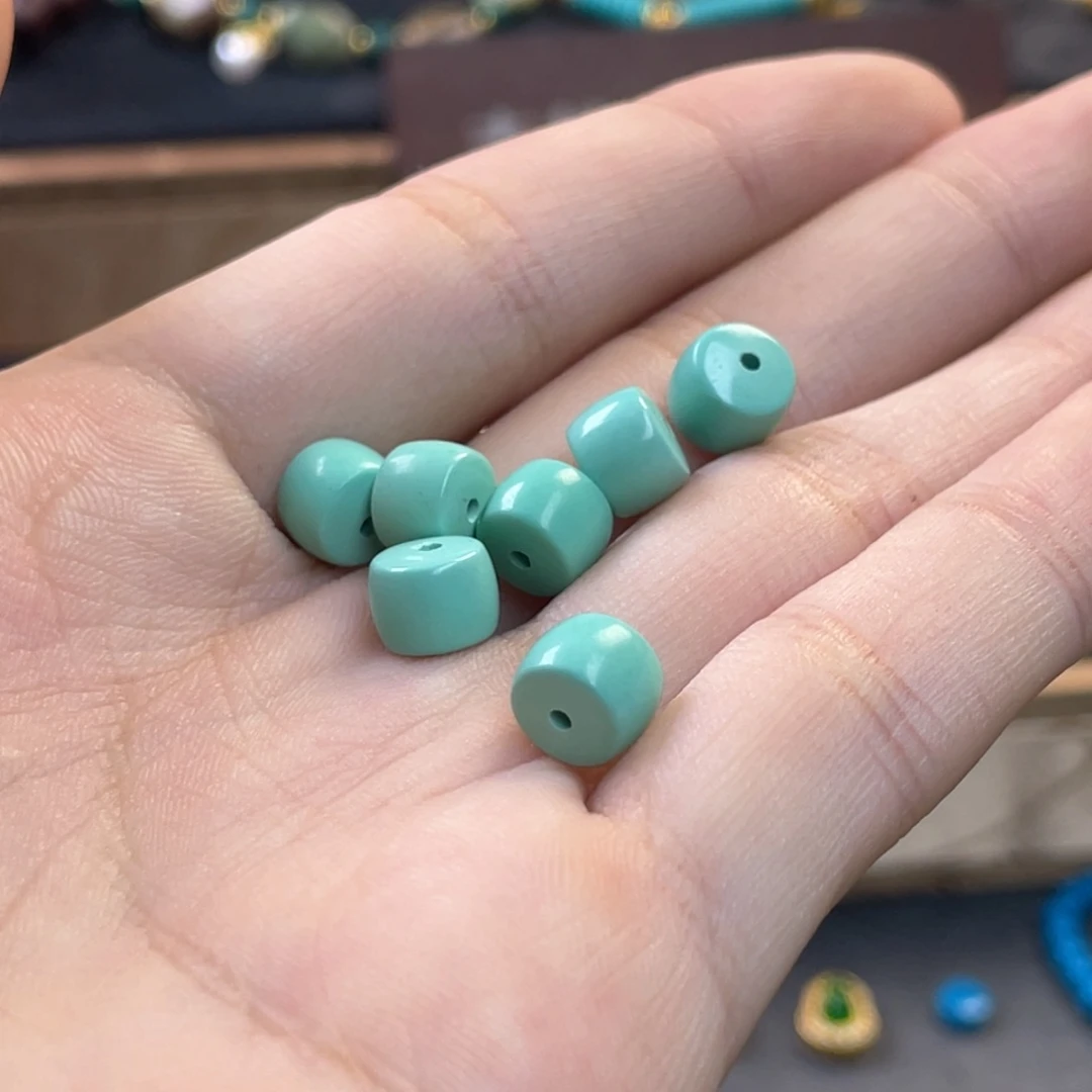粉绿色系的直切珠