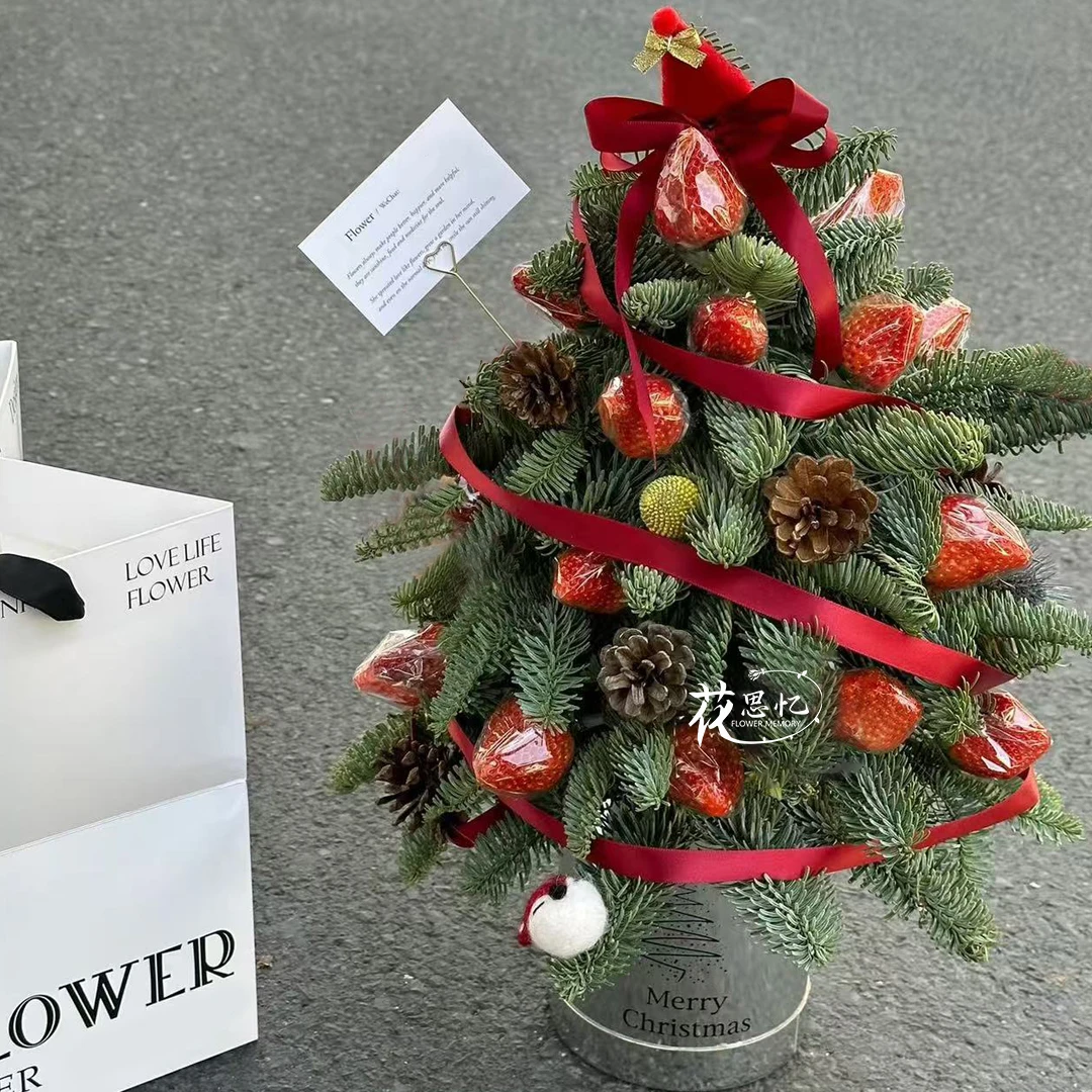 圣诞节如约而至【14颗草莓诺贝松抱抱桶】圣诞礼物冬日仪式感送女朋友闺蜜小时达同城鲜花直送