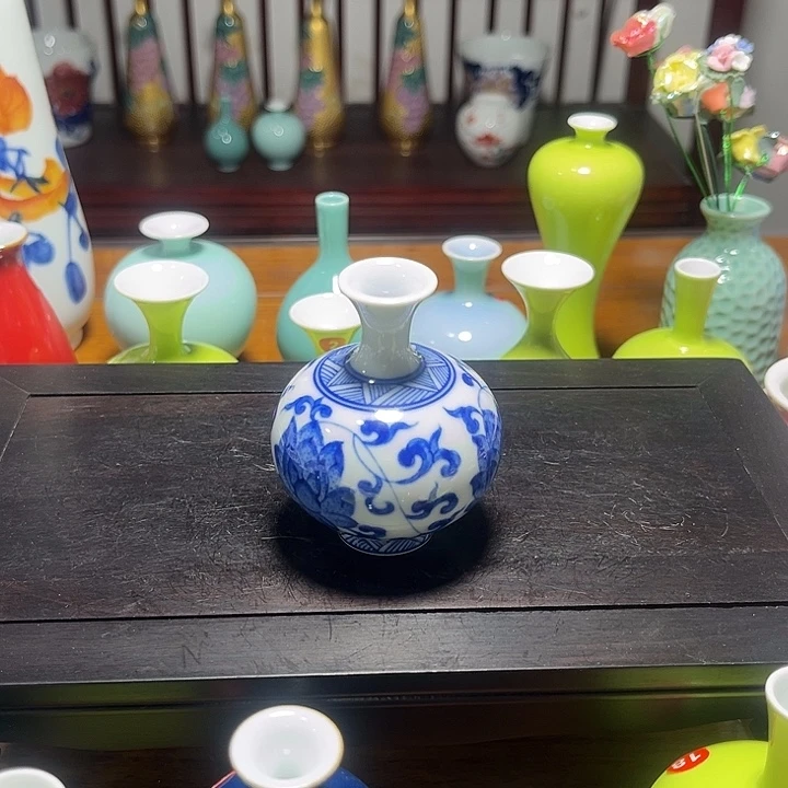 摆件景德镇陶瓷eufifgjgjihjk