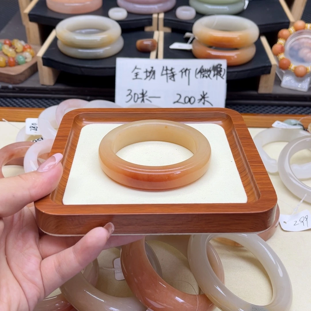 石英岩玉手串未镶嵌