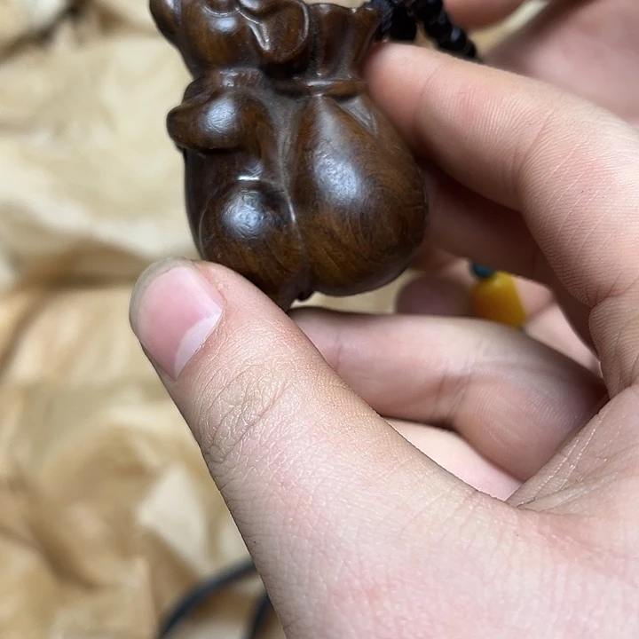 大叶紫檀（黑酸枝木类）