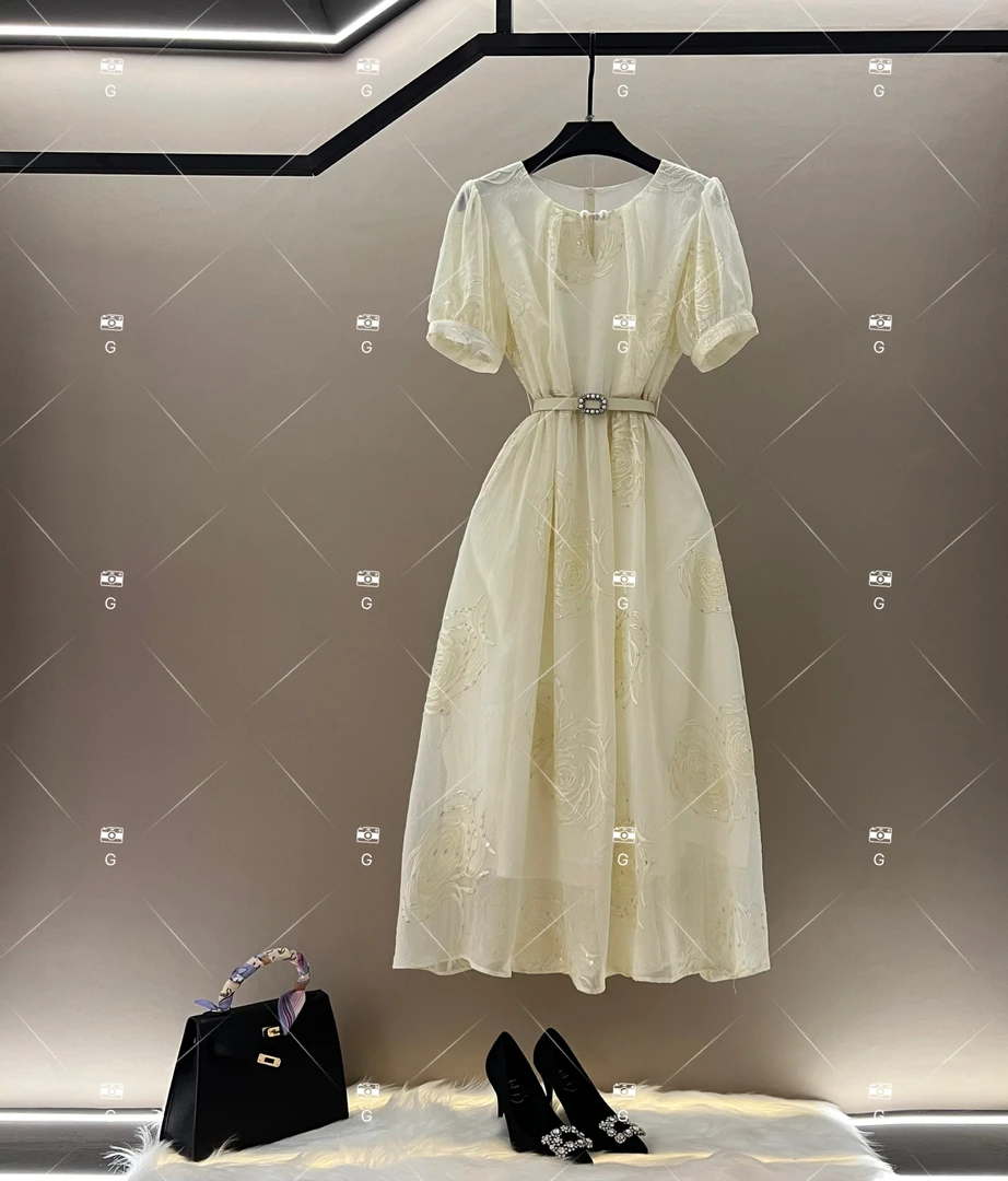 春夏设计师优雅轻奢时尚显瘦气质连衣裙 GS-57201