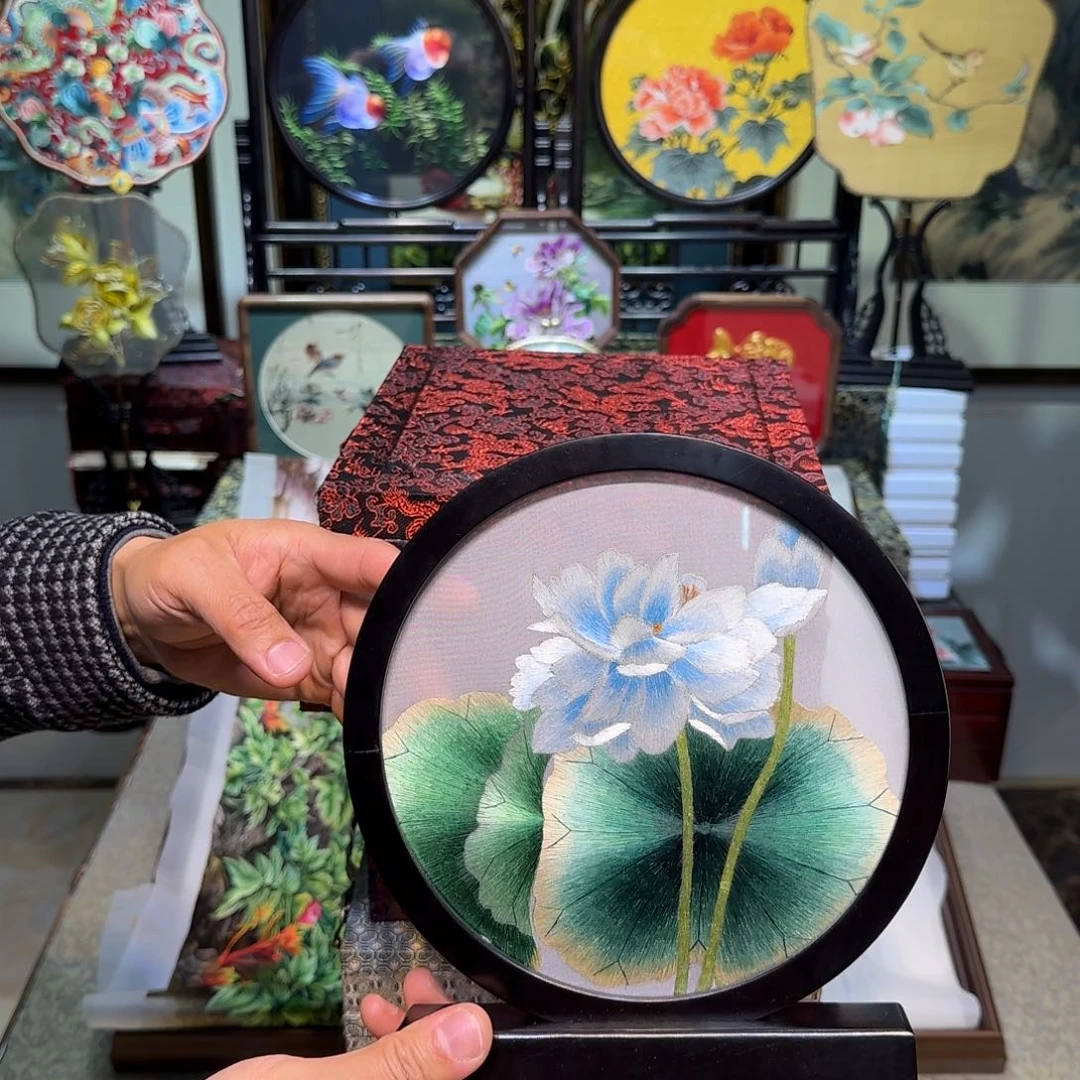 刺绣刺绣工艺精湛