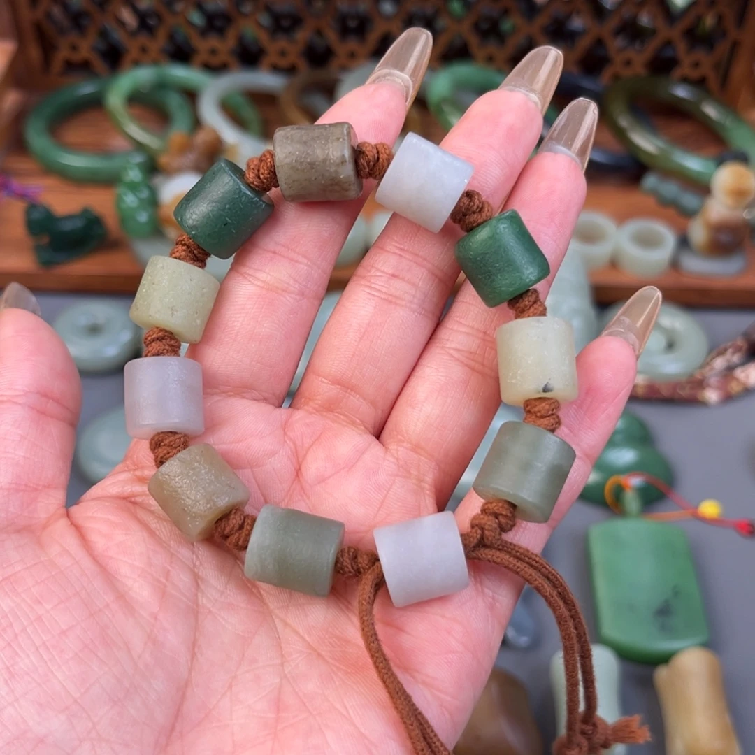 和田玉（糖玉）未镶嵌颈饰