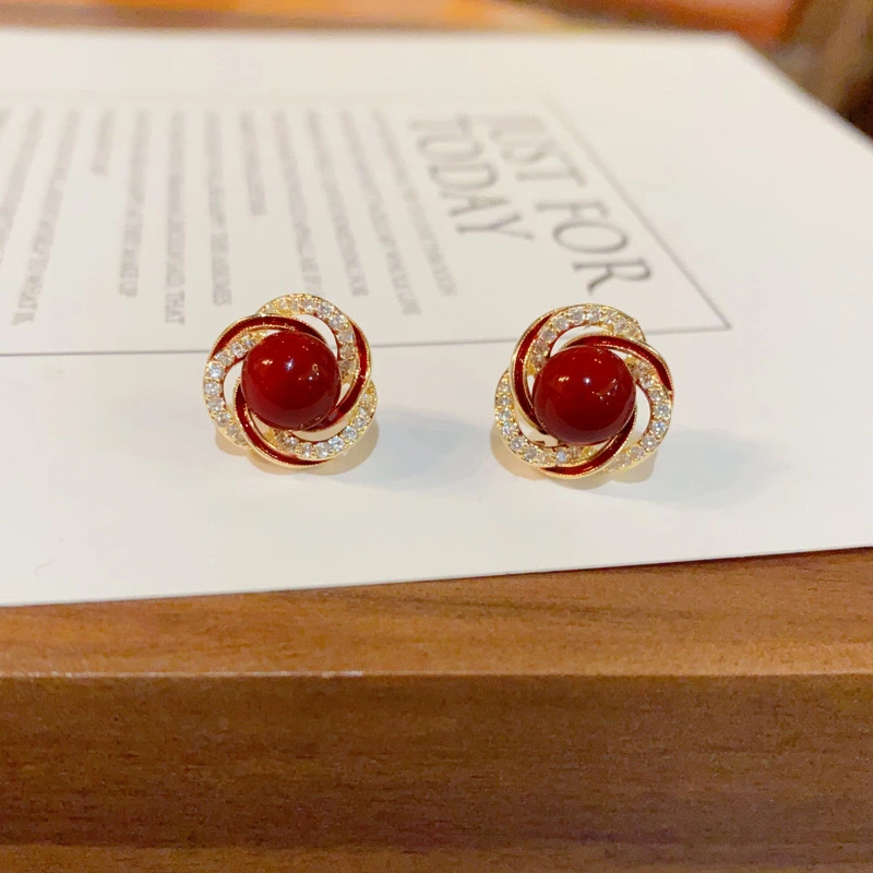 铜合金锆石耳饰 【环环相扣】锆石缠绕贝珠耳钉女精致时尚百搭高级