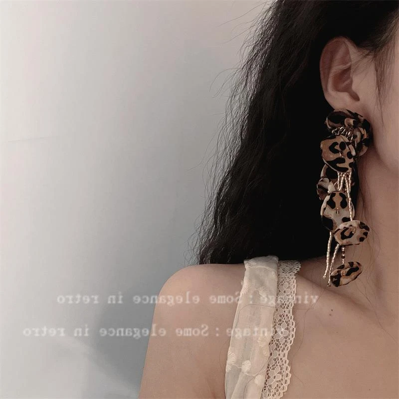 铜合金锆石耳饰 复古夸张豹纹花朵流苏耳钉高级感小众设计耳环女