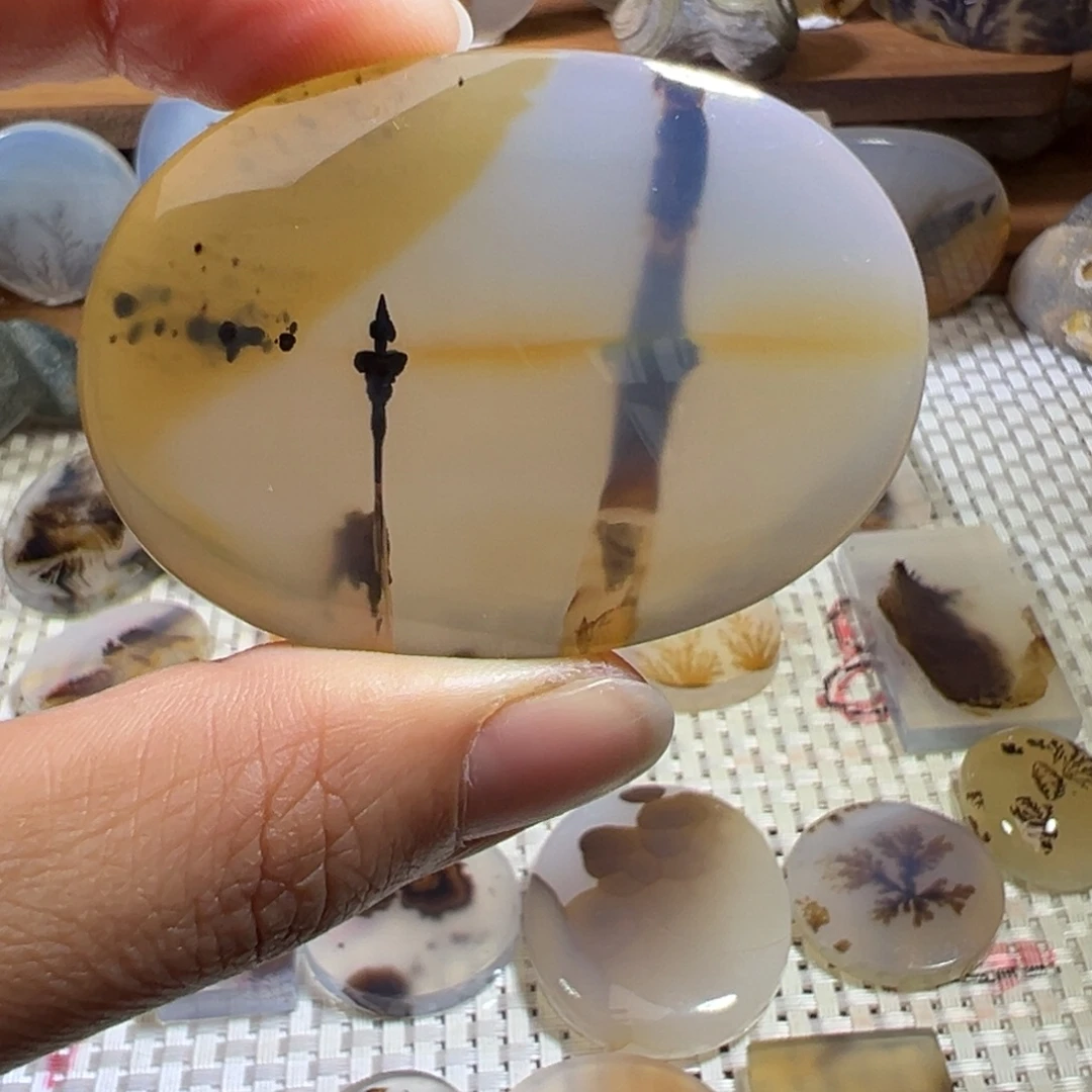 玛瑙/玉髓未镶嵌颈饰