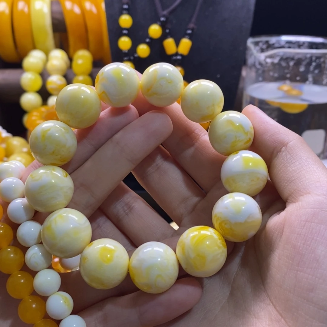 璐***璐非金属卡16手串瓷白