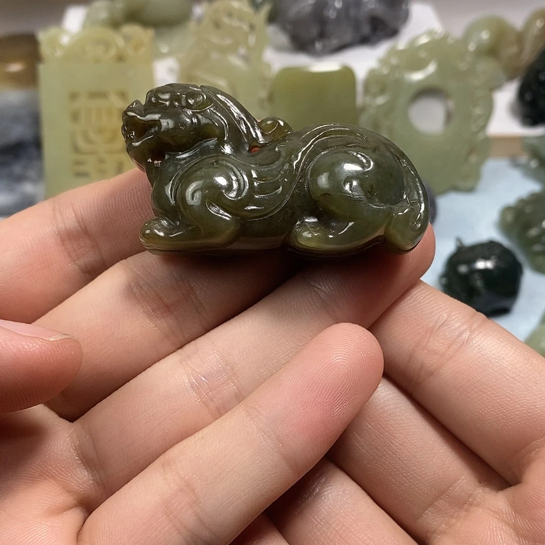 和田玉未镶嵌挂件