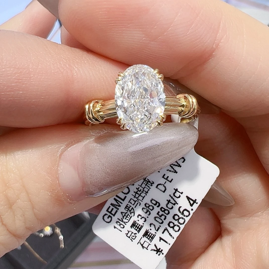 实验室培育钻石18K金镶嵌