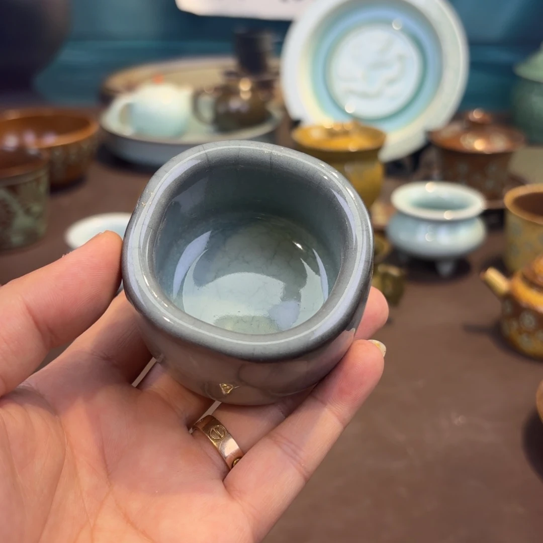 杯龙泉青瓷茶具微瑕