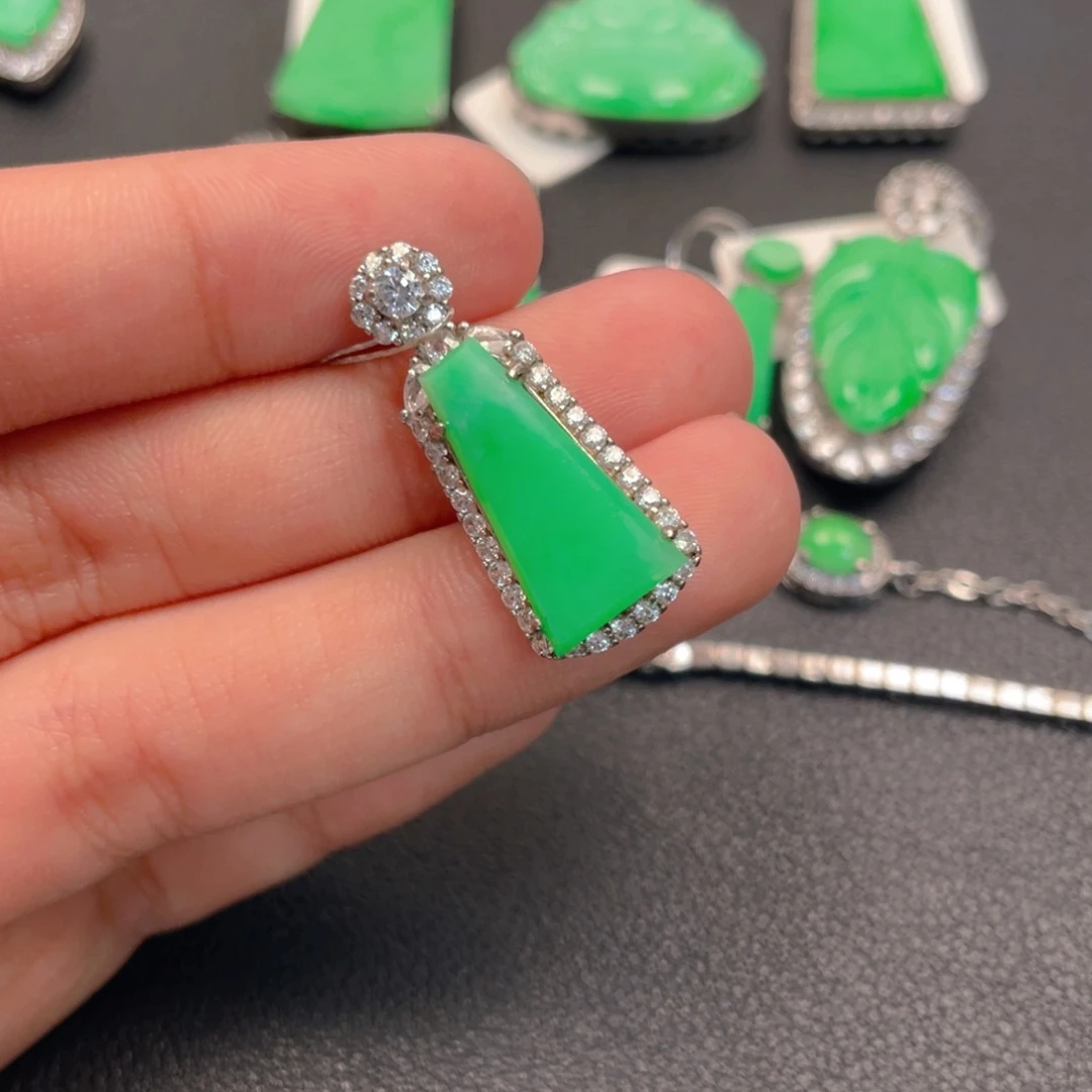 翡翠银S925镶嵌吊坠(不含链)