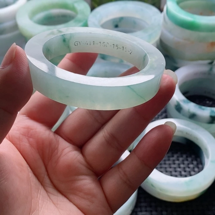 未镶嵌A 货定制翡翠