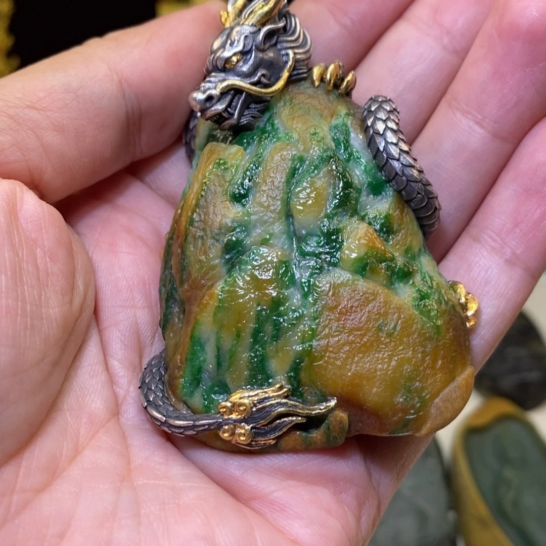 轻***链定制翡翠未镶嵌翡翠