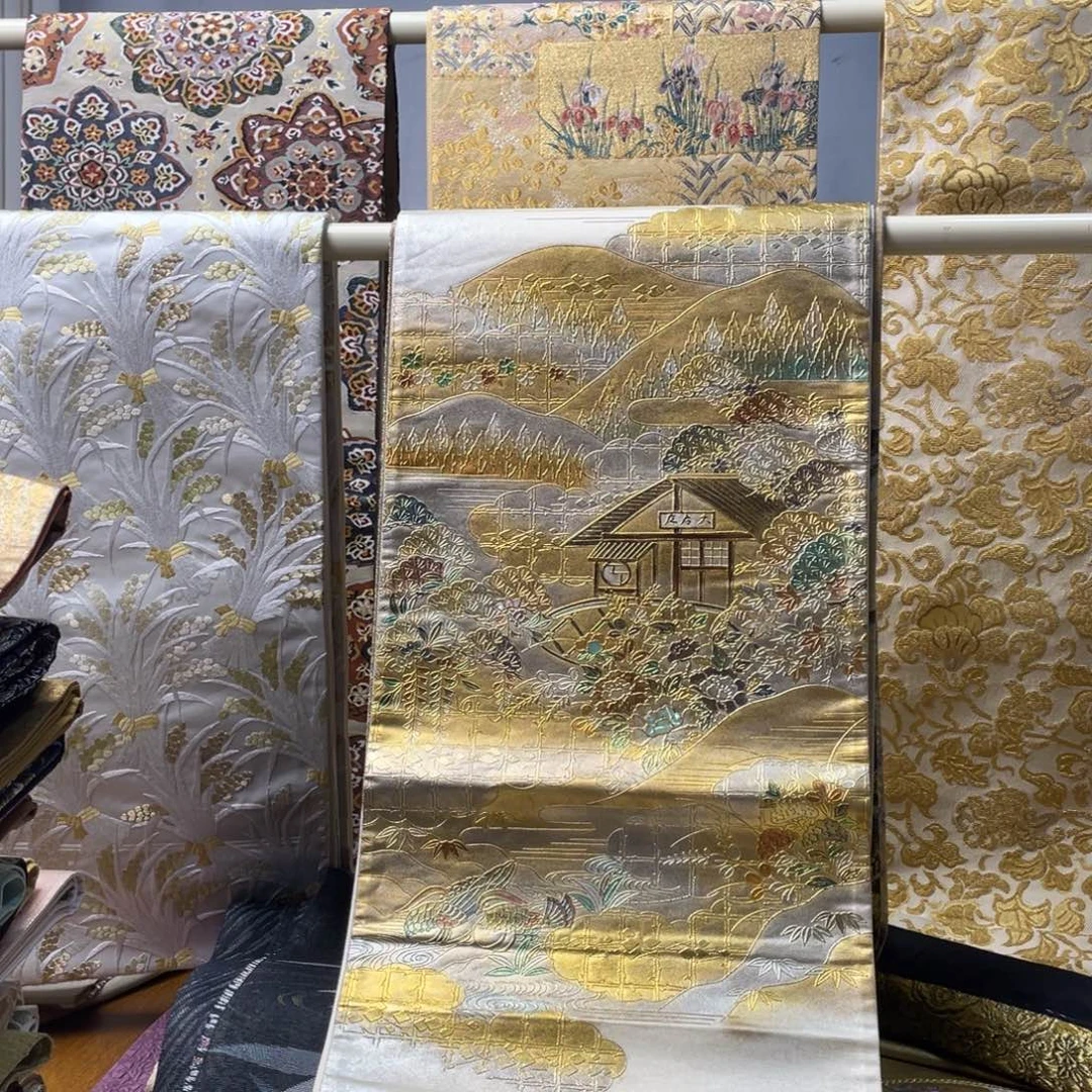 织绣嵌螺钿嵌螺钿