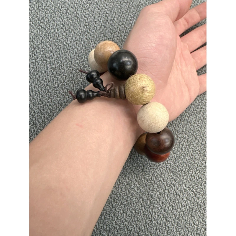 XD084精美手串无礼盒