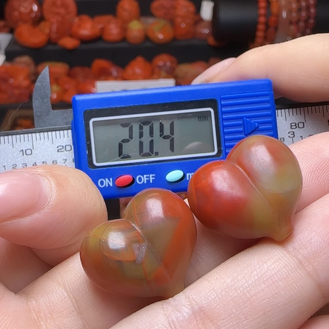 南红玛瑙未镶嵌颈饰