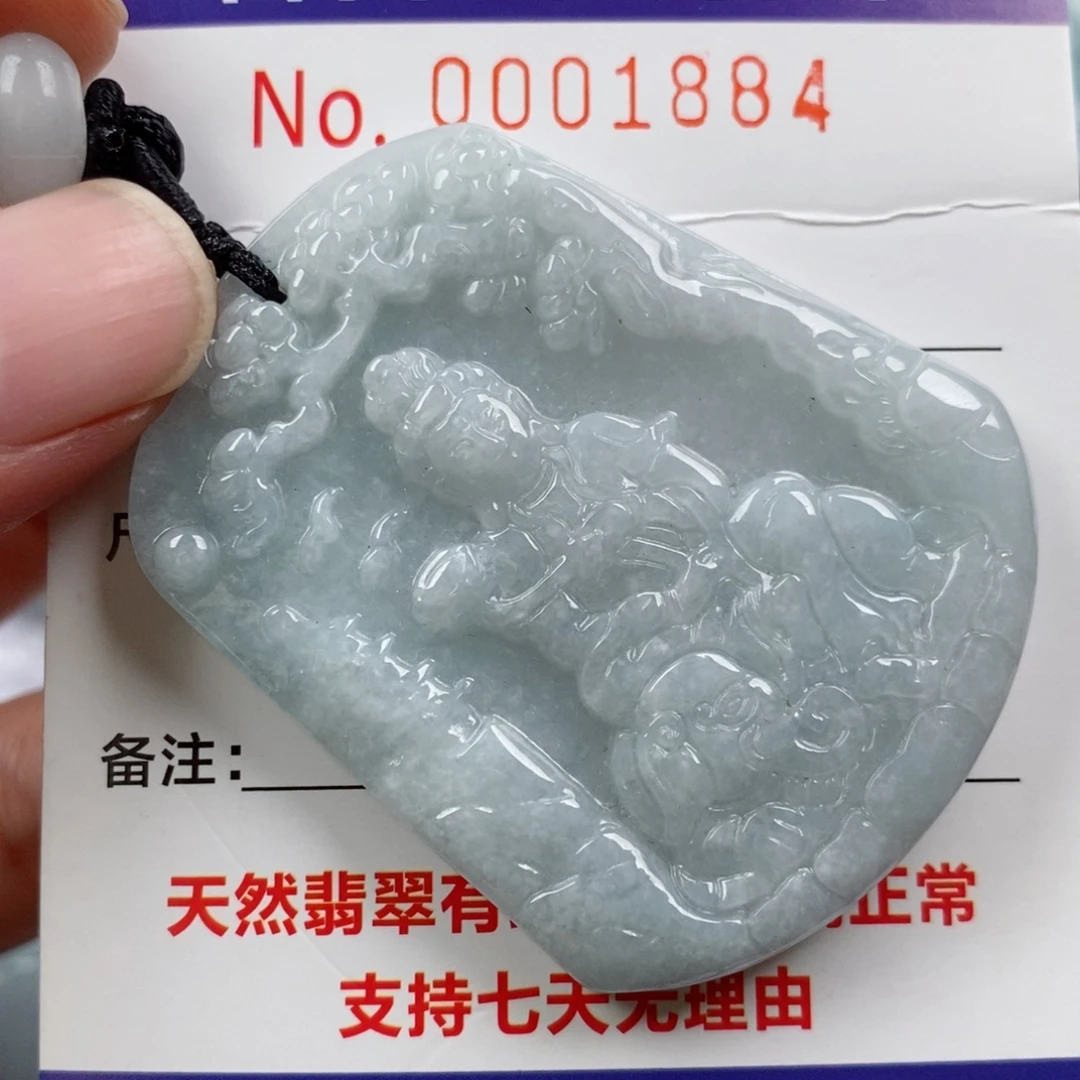 翡翠未镶嵌颈饰挂件