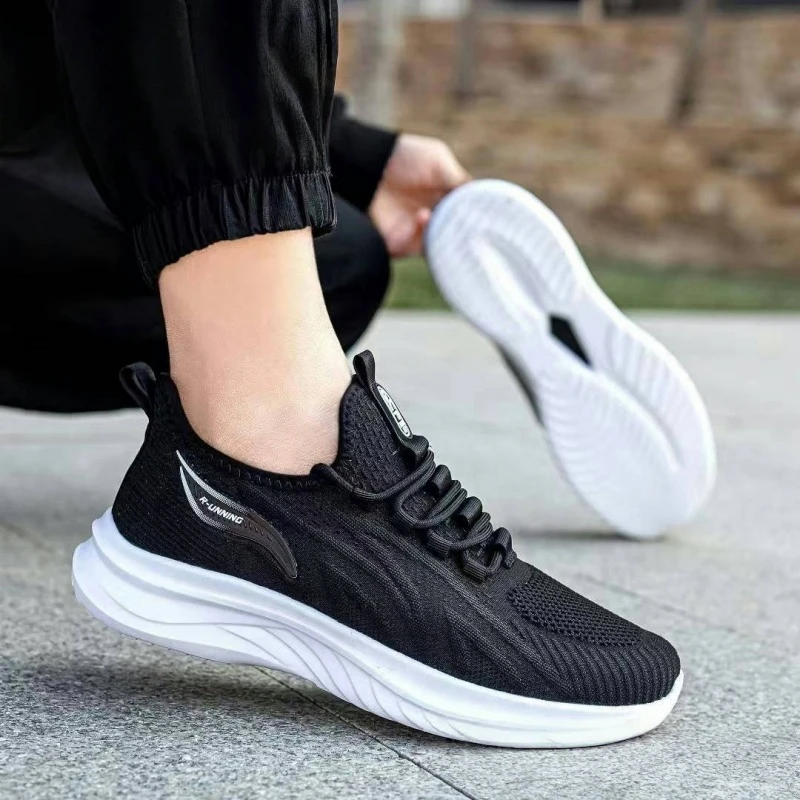 2025夏季新款网面透气运动休闲鞋宽松舒适轻便防滑百搭跑步爸爸鞋