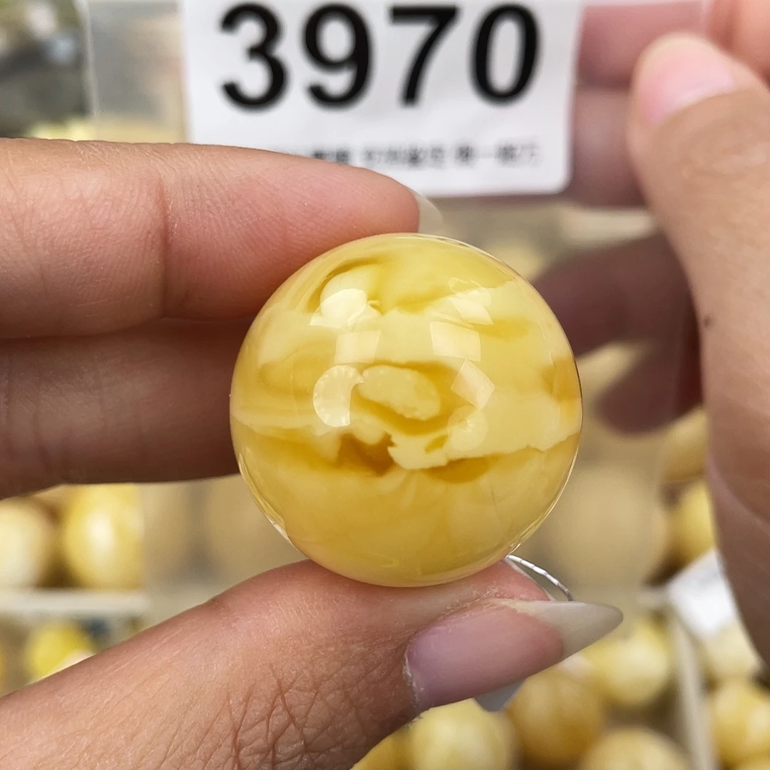 蜜蜡未镶嵌裸石28
