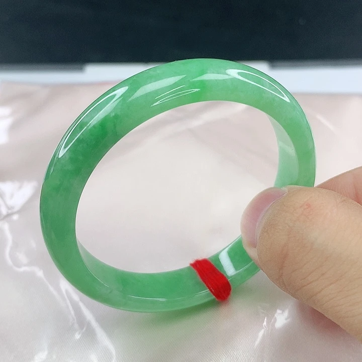 未镶嵌手镯翡翠圈51。05034
