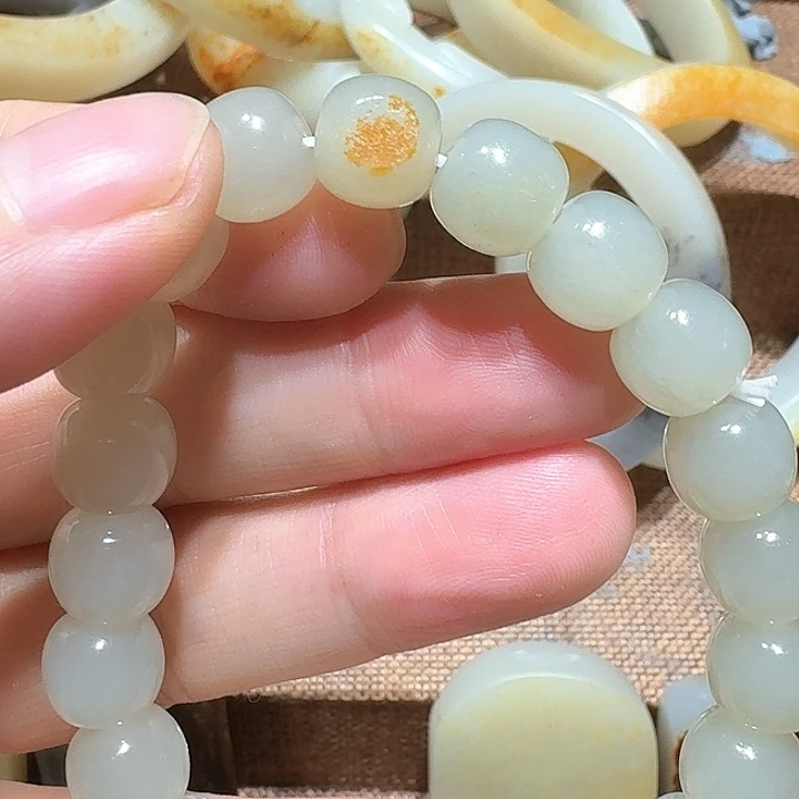 未镶嵌手链和田玉（糖玉）
