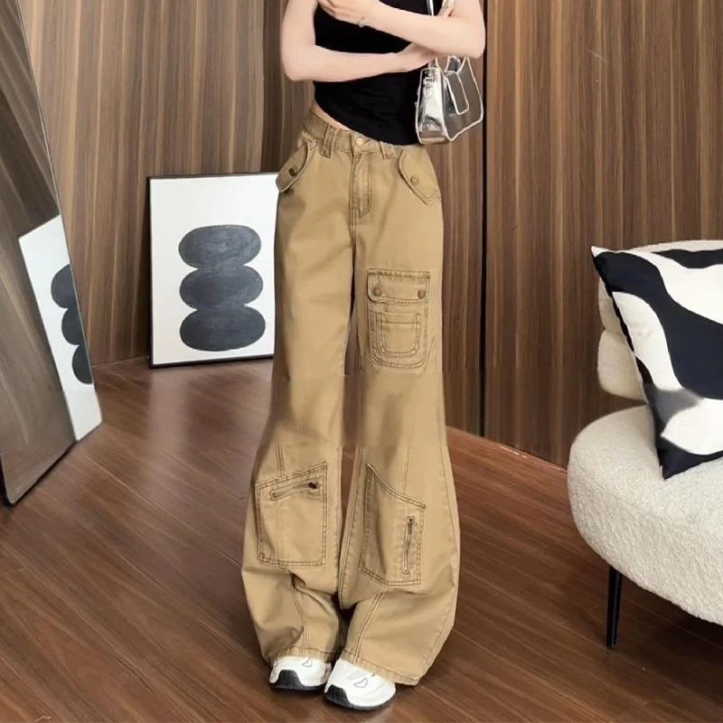 米白色复古微喇工装牛仔裤女2025年夏季新款高街显瘦多口袋喇叭裤