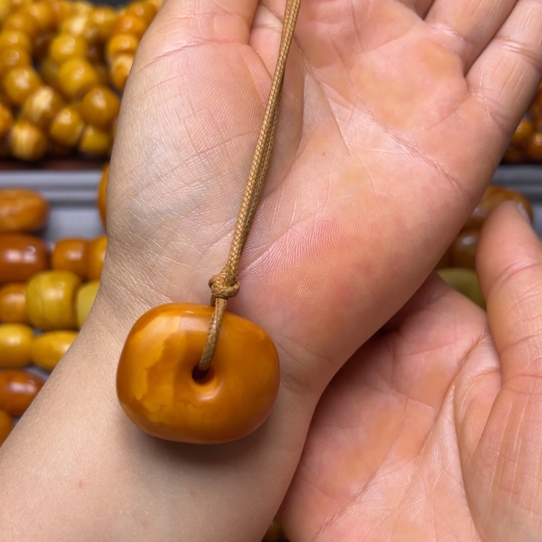 琥珀未镶嵌吊坠(不含链)