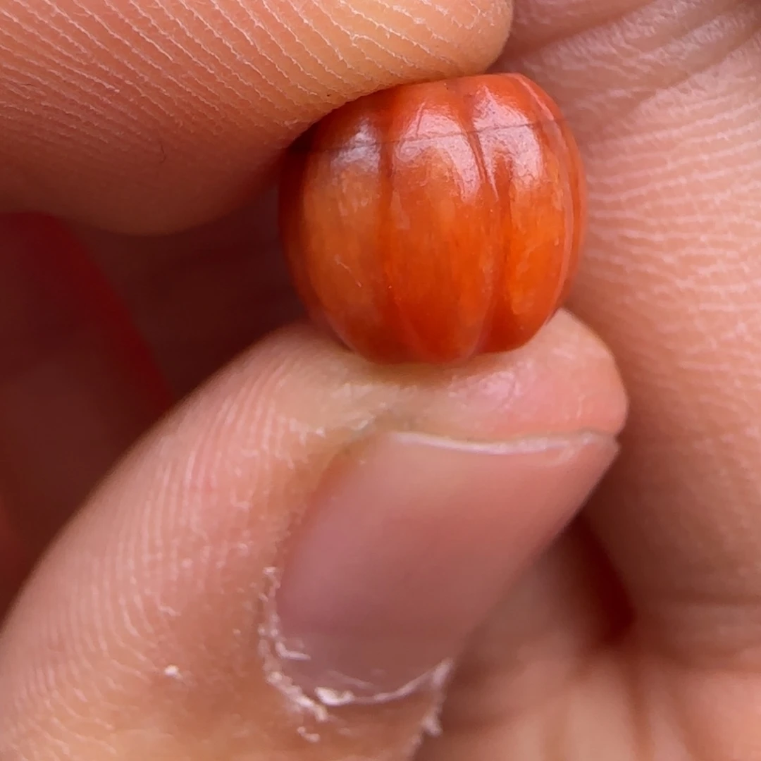 南红玛瑙颈饰未镶嵌