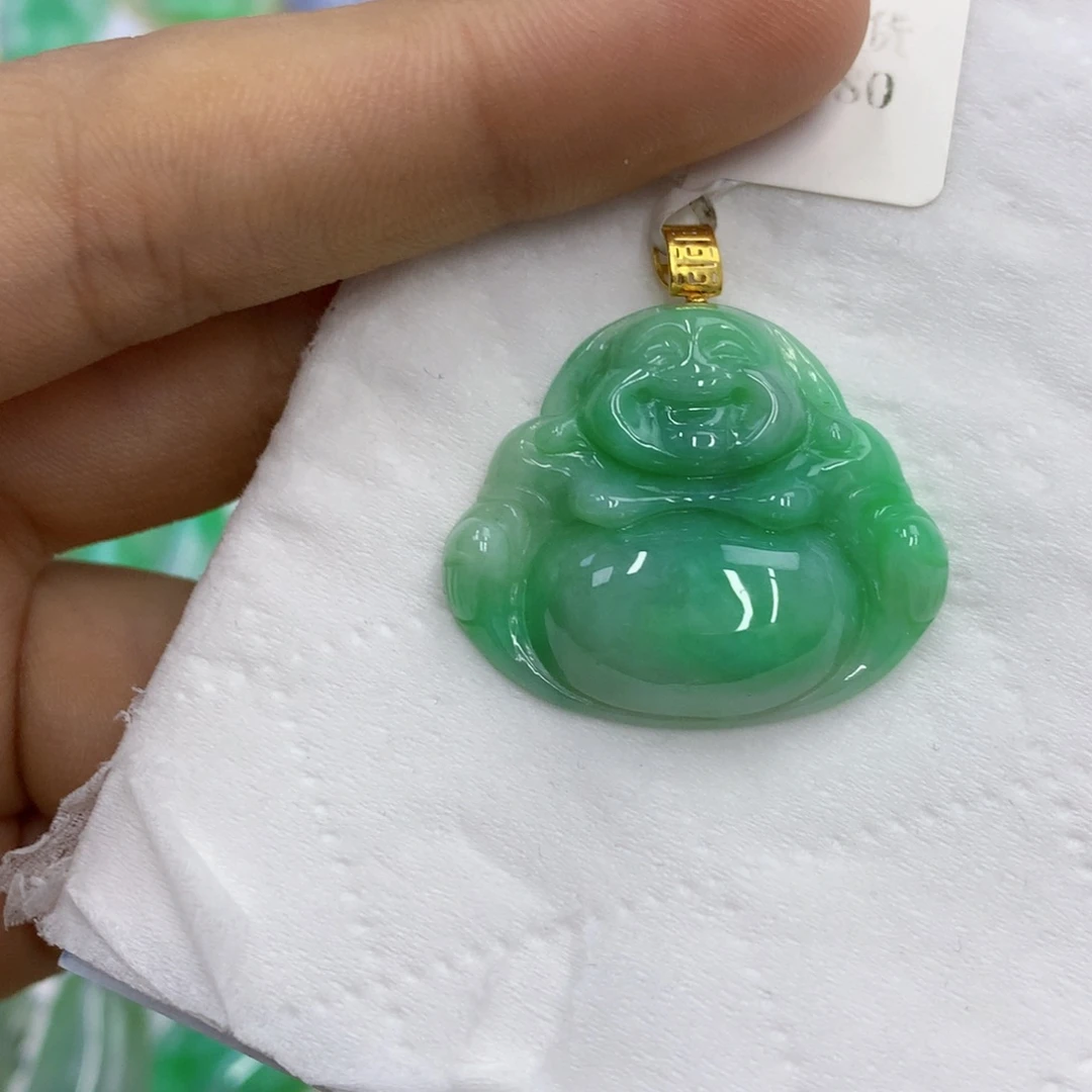 翡翠18K金镶嵌颈饰翡翠