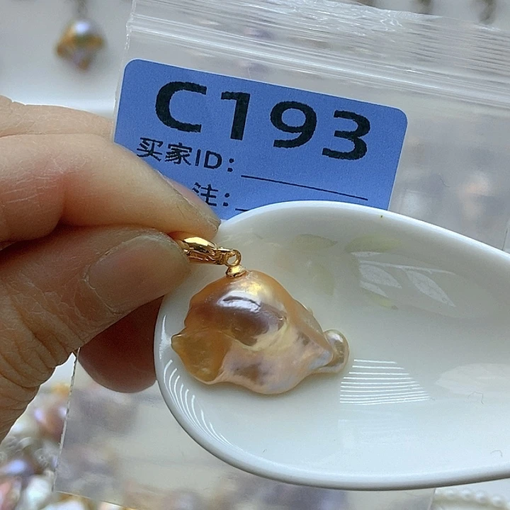 淡水珍珠颈饰未镶嵌