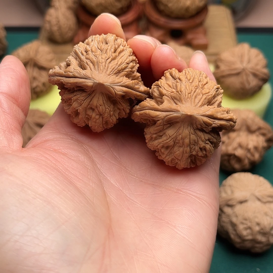 文玩核桃把件麦虎