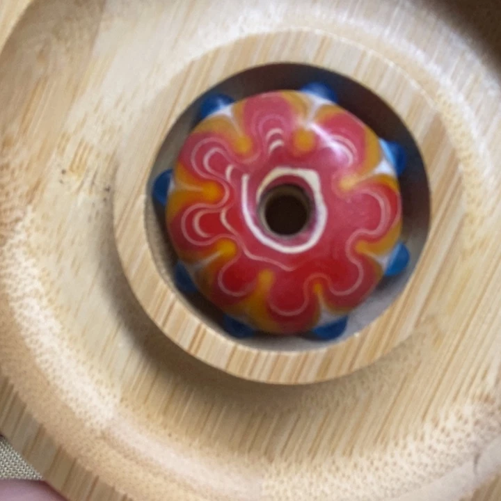 颈饰琉璃手牌大蜻蜓眼