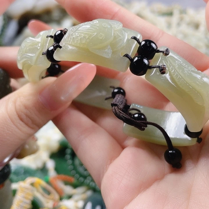 未镶嵌和田玉挂件