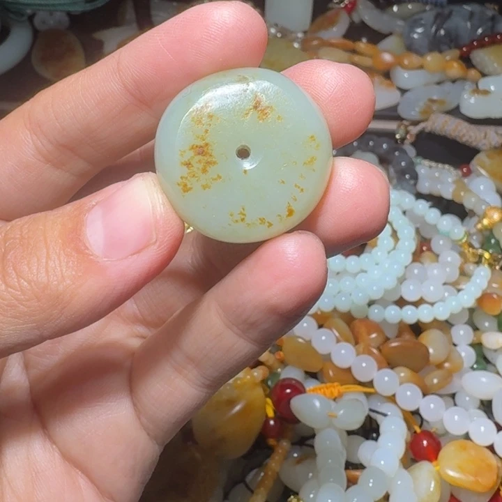 和田玉未镶嵌吊坠(不含链)