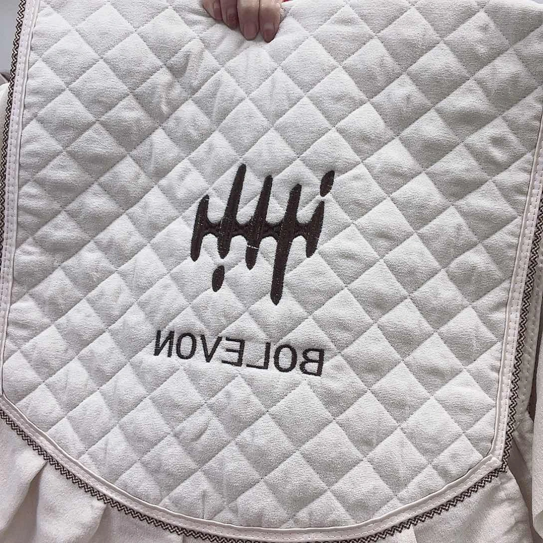 皮革我想和他们出去玩玩你