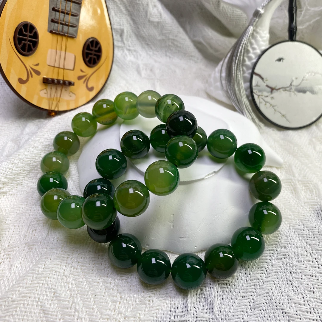 绿色玛瑙14mm手串发一条D03