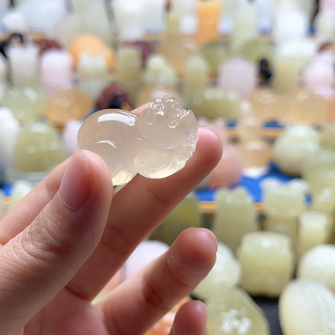 月***。新疆昆仑山脉山料