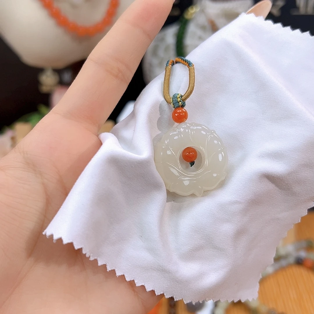 和田玉未镶嵌颈饰sj