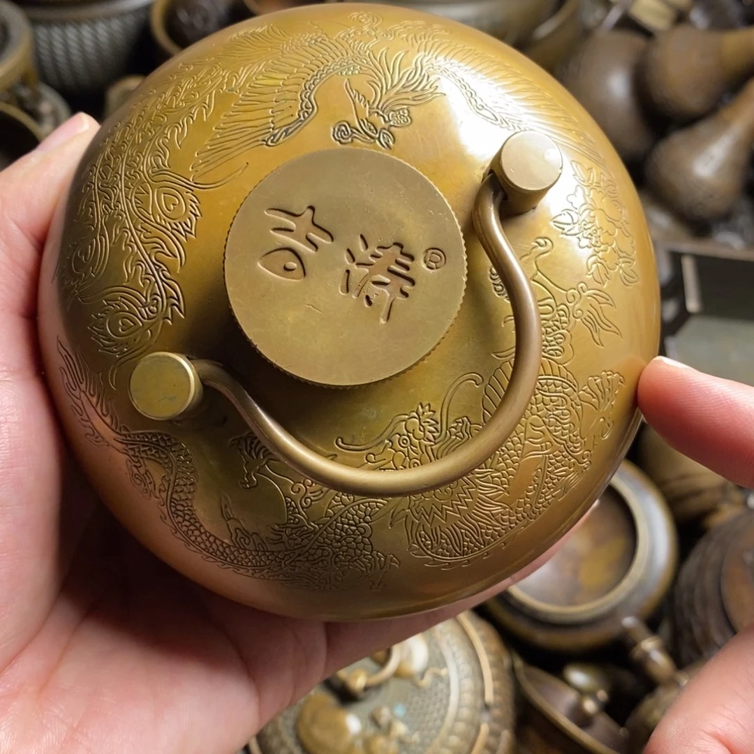 精美铜器做工精良