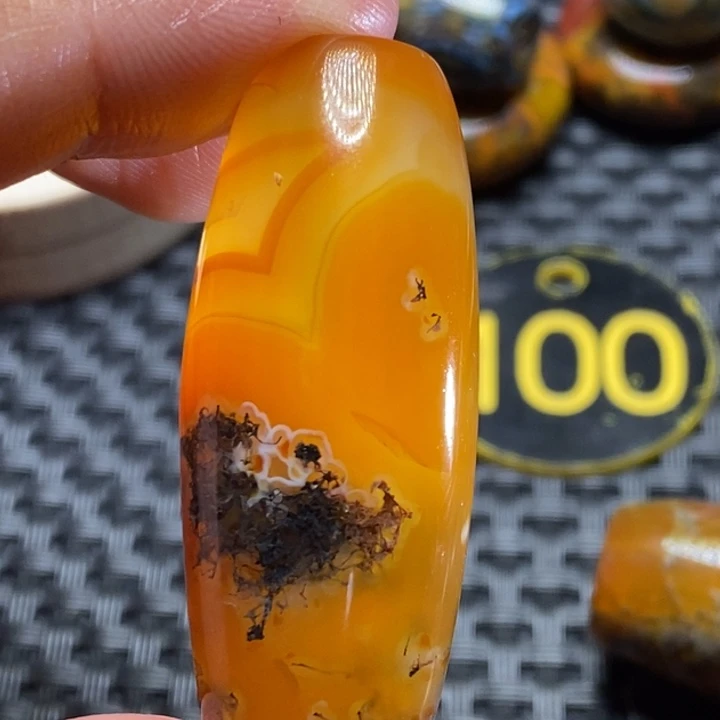 关***心玛瑙/玉髓未镶嵌颈饰