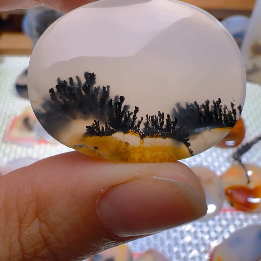 玛瑙/玉髓未镶嵌颈饰