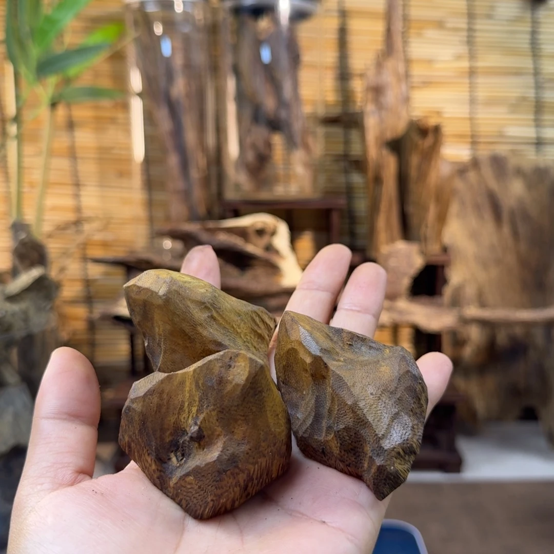 沉香碎屑沉香沉香包头34克