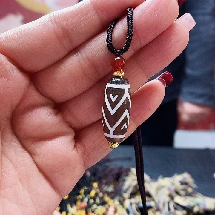 玛瑙/玉髓颈饰合金