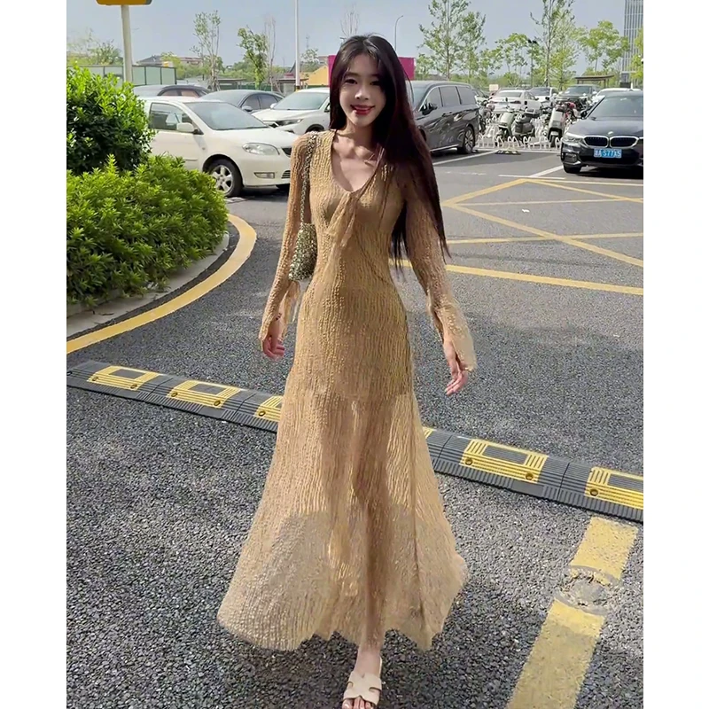 A3051#连衣裙秋季新款法式高级感收腰显瘦V领蕾丝长袖系带中长裙