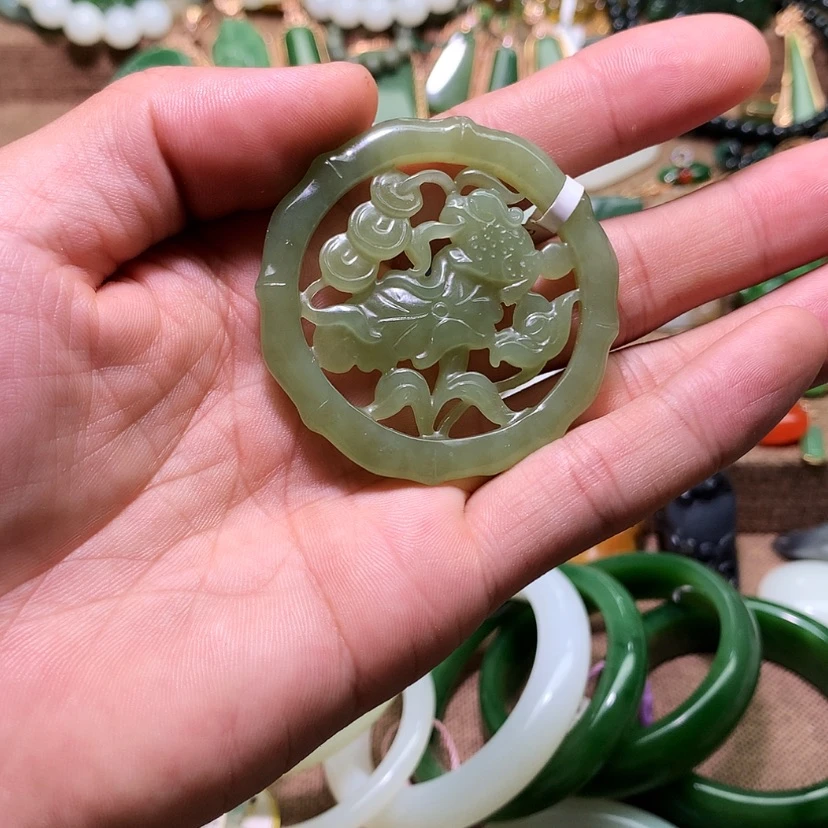 【闪购商品】和田玉未镶嵌颈饰用****3