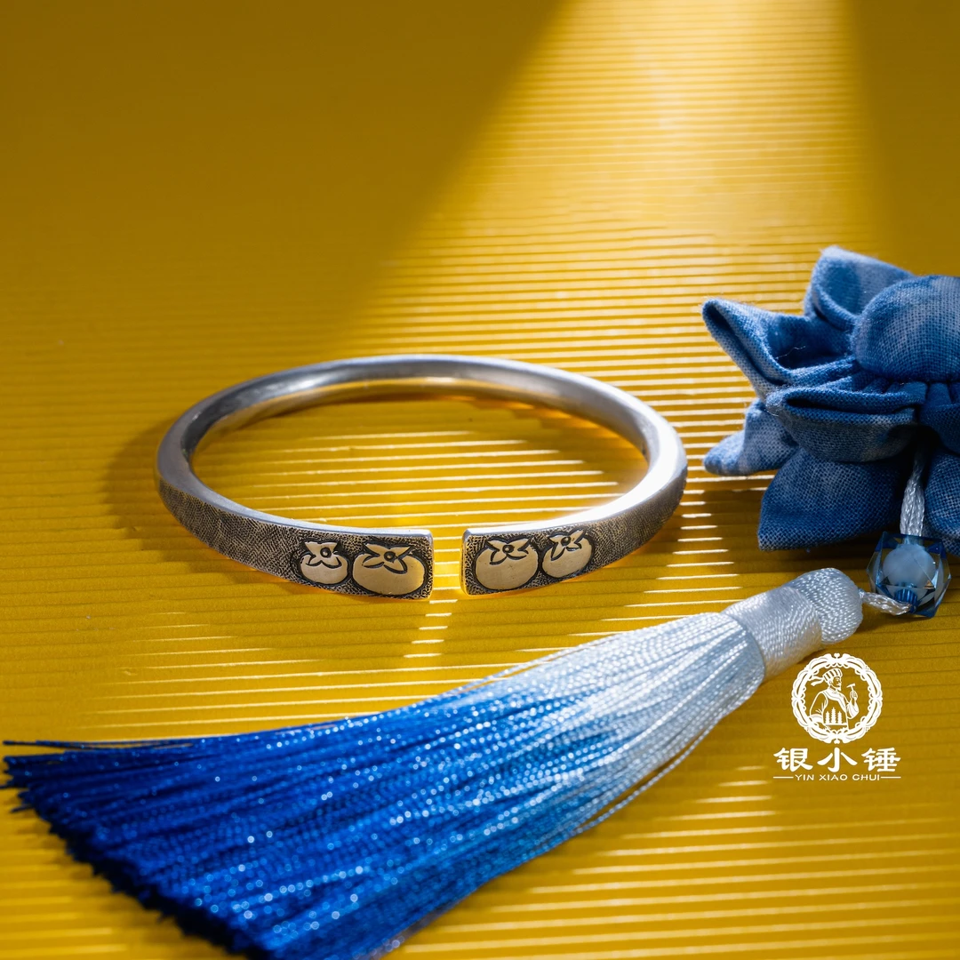 足银手镯 柿柿如意 大理银小锤古法手工錾刻999足银手镯/可定制