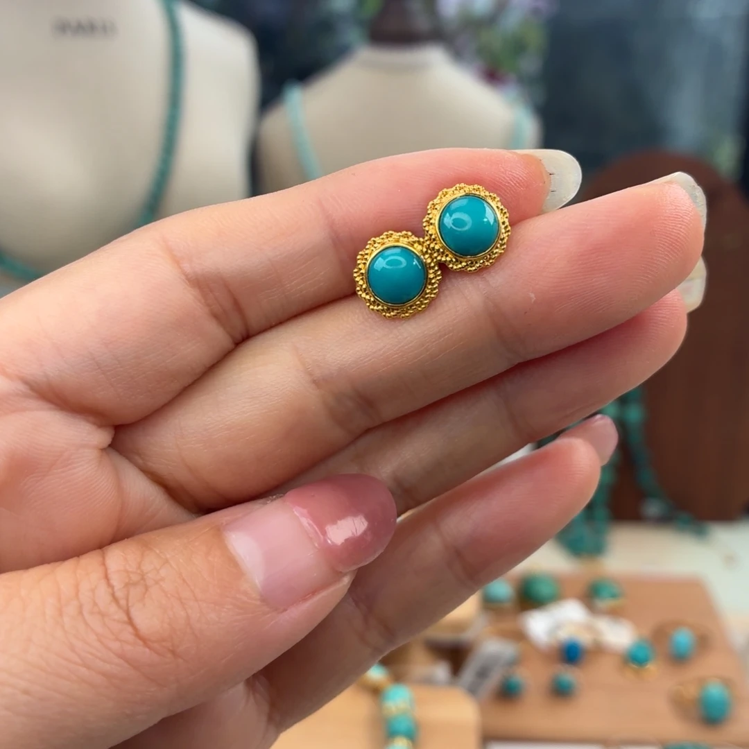 绿松石18K金镶嵌耳饰