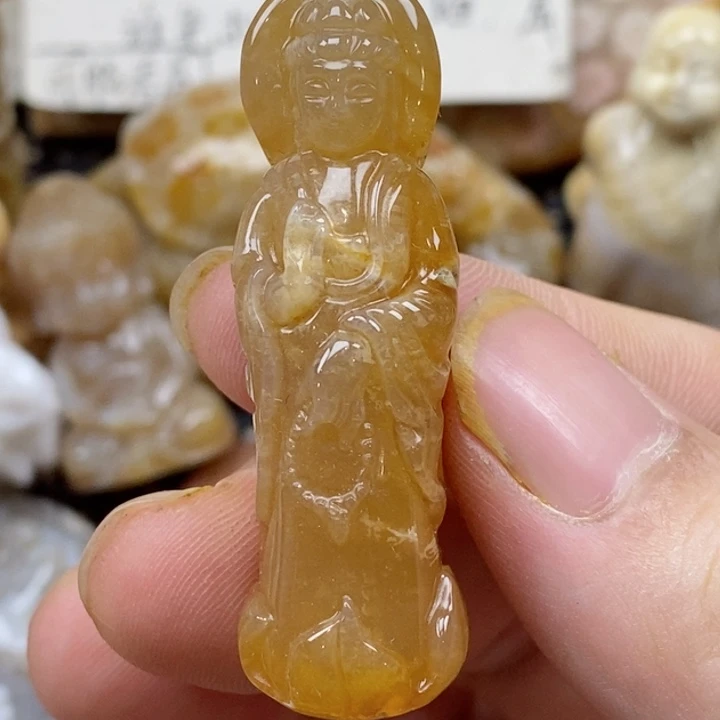 颈饰未镶嵌硅化珊瑚（珊瑚玉）