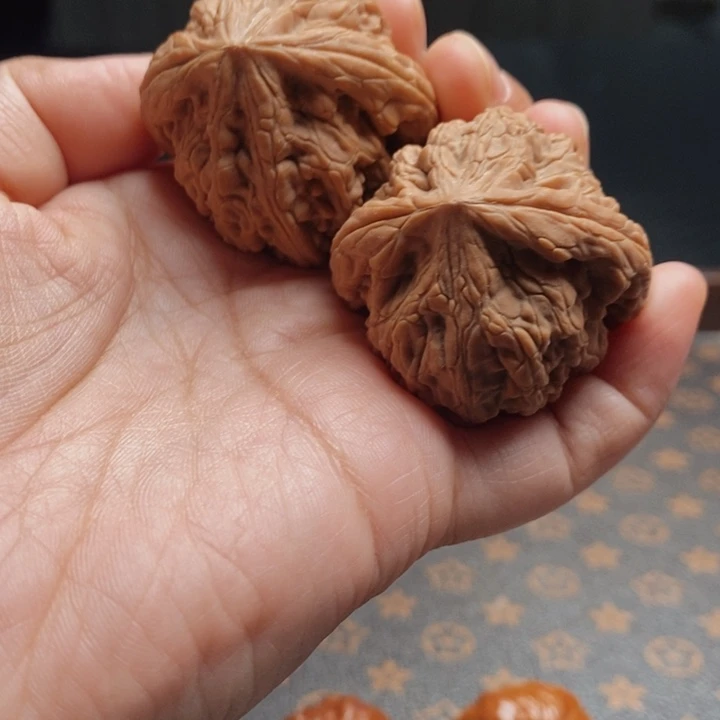 把件文玩核桃虎头王39➕